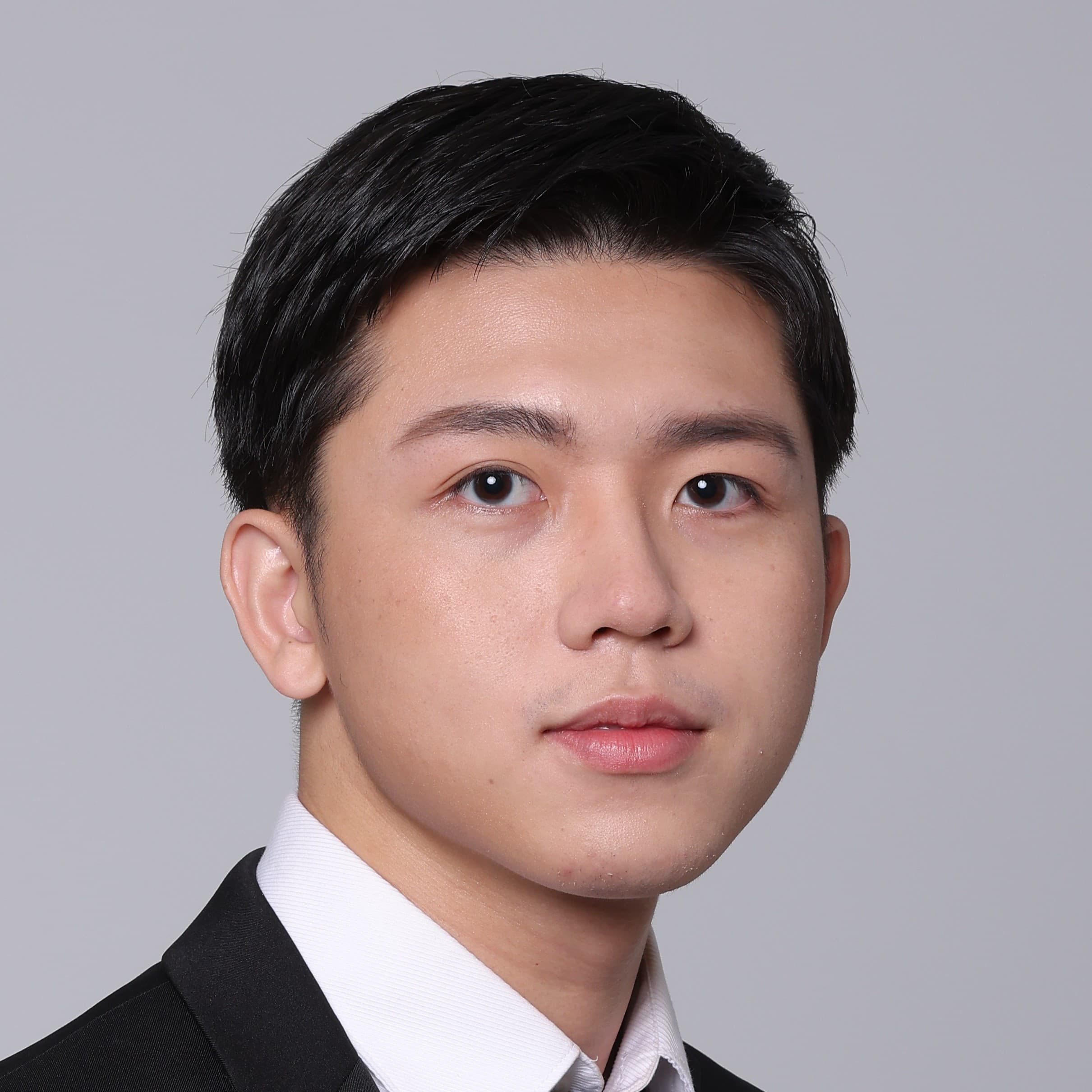 范培益律師